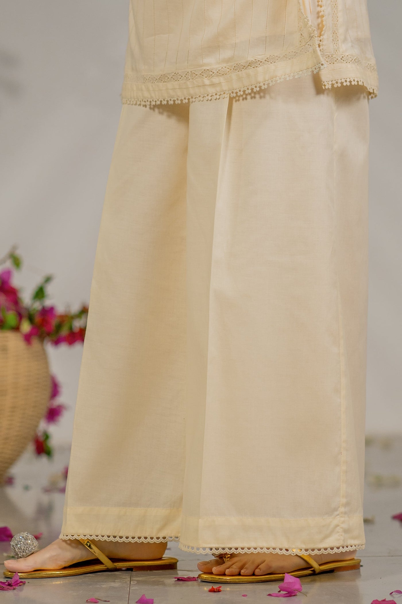 https://cdn.shopify.com/s/files/1/0568/3308/1529/files/DSC00199copy2.jpg?v=1777356838