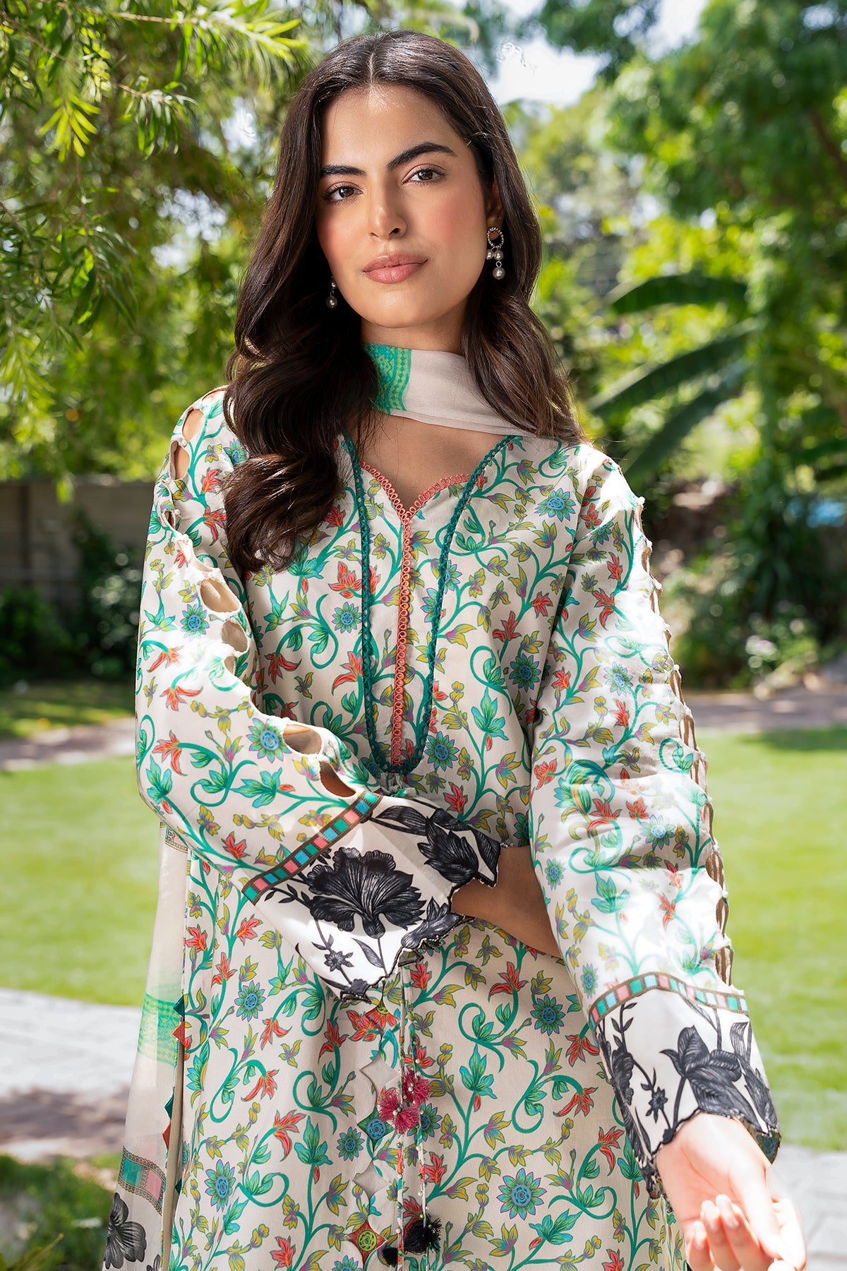 3-PC Unstitched Printed Lawn C-Print Vol 3 CP6-27