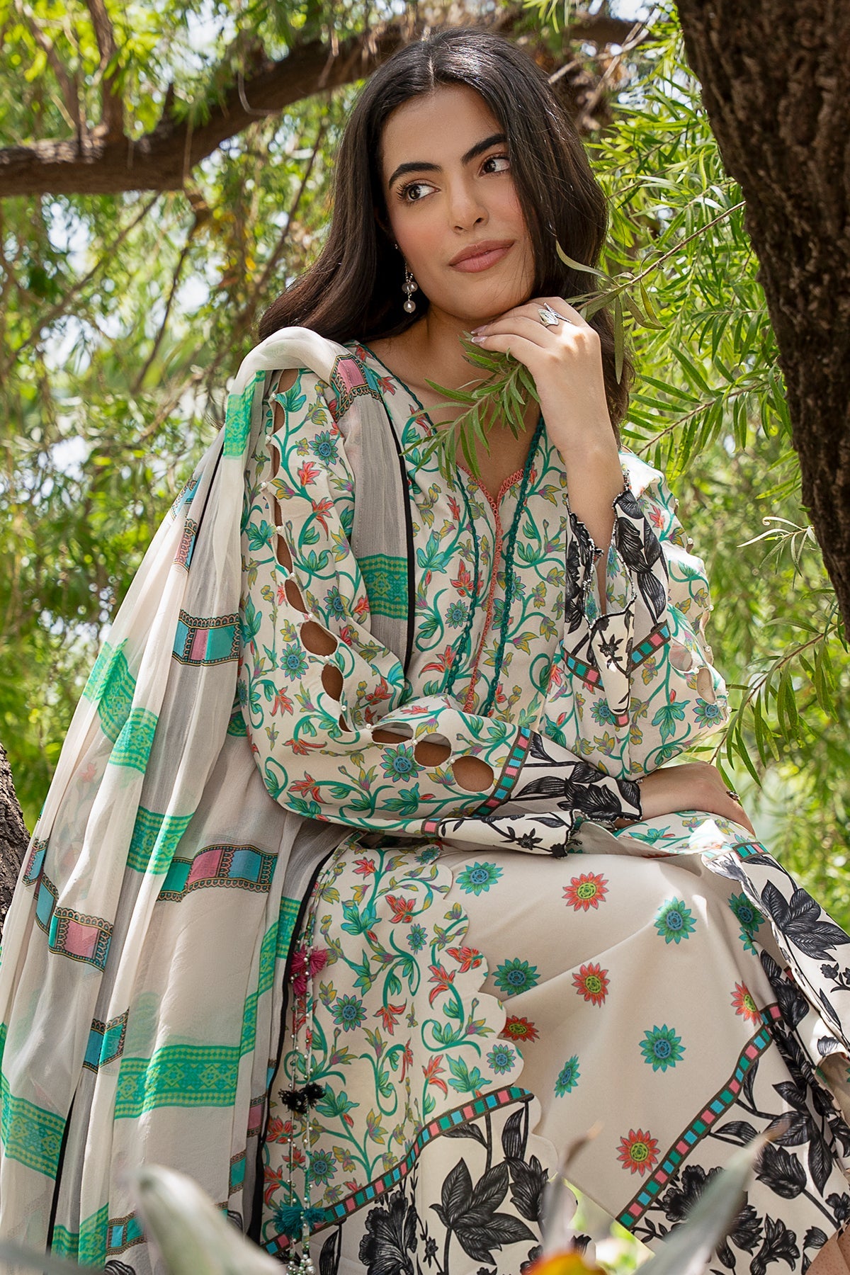 3-PC Unstitched Printed Lawn C-Print Vol 3 CP6-27