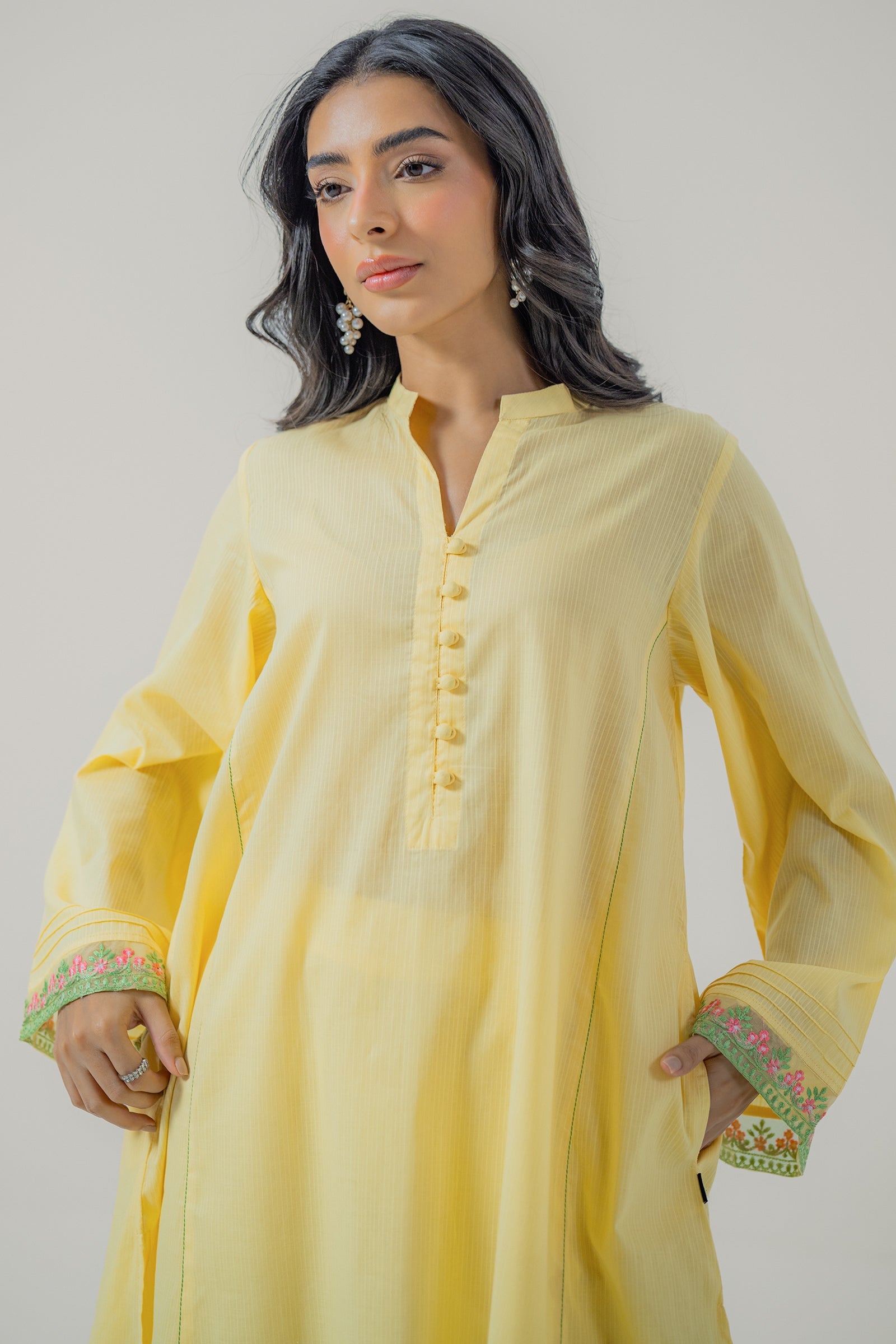 https://cdn.shopify.com/s/files/1/0568/3308/1529/files/DSC00371copy2.jpg?v=1781069599