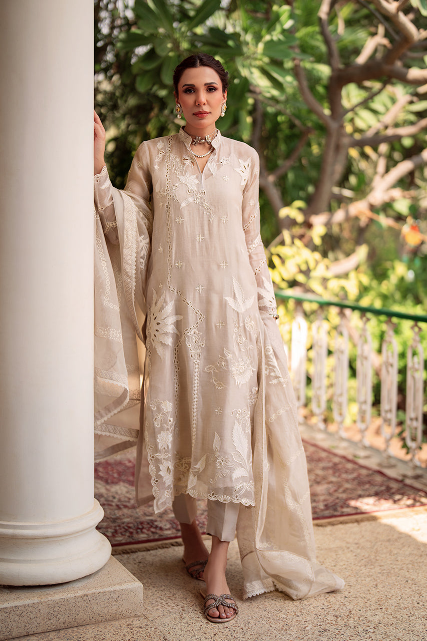 Nadia Farooqui