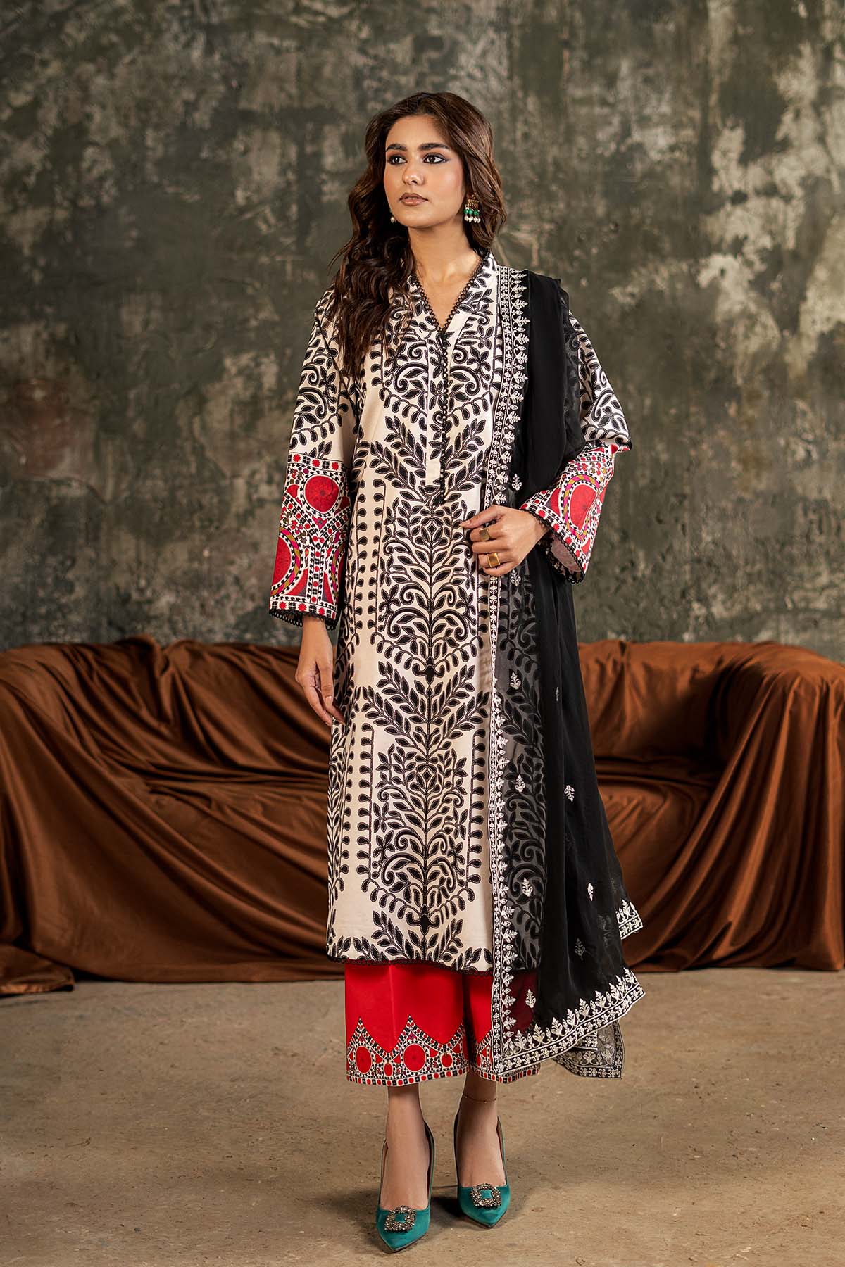3-PC Stitched Embroidered  Lawn  SLC27-03P