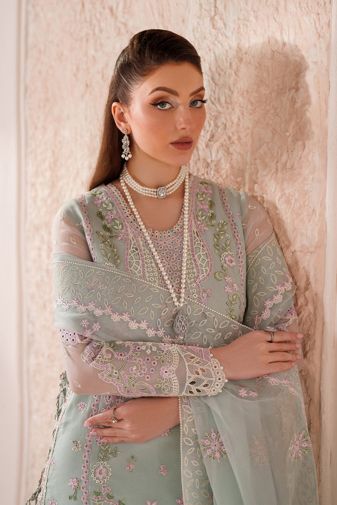Alizeh – Nayla Style