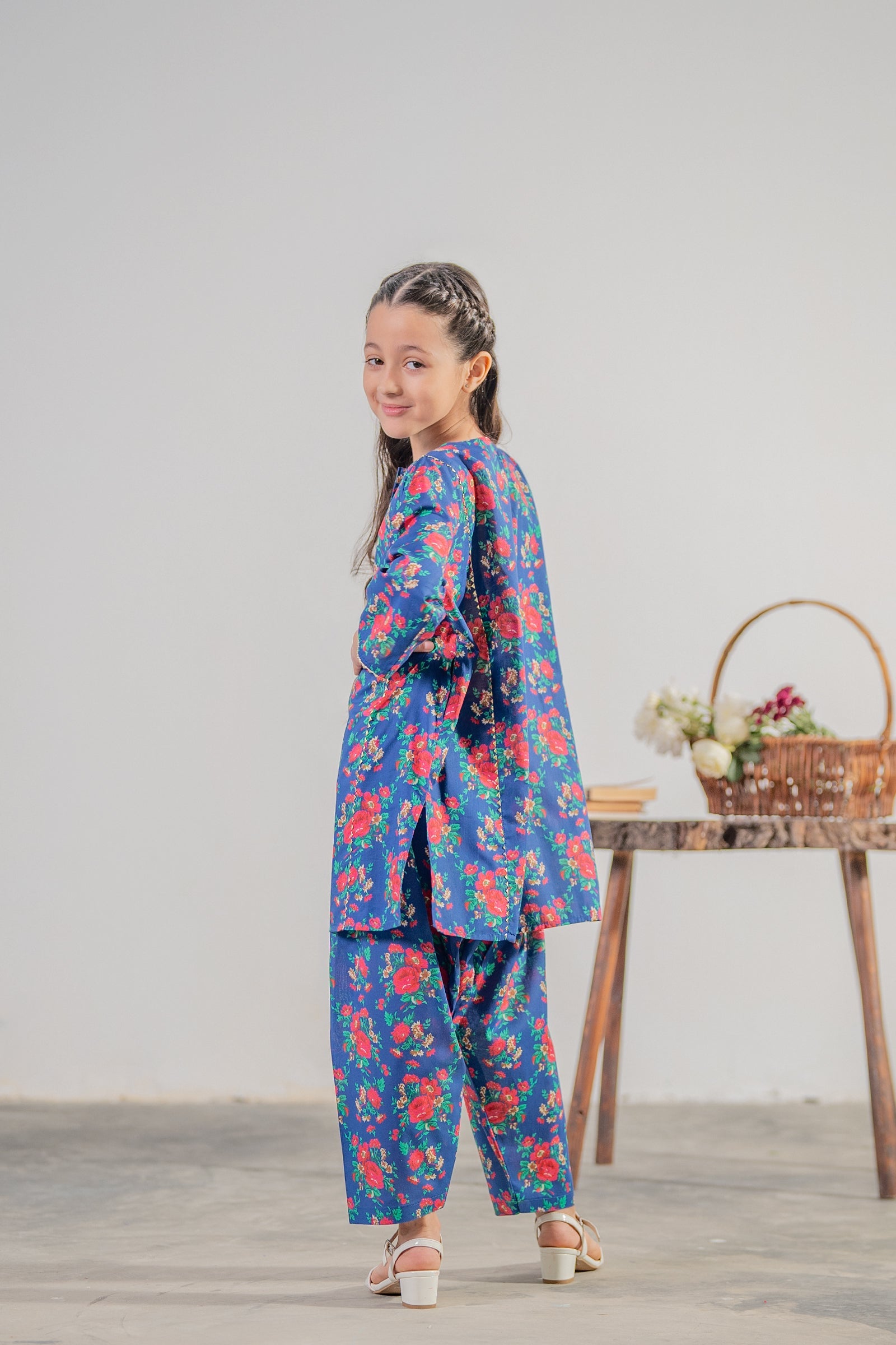 Gul 2 piece