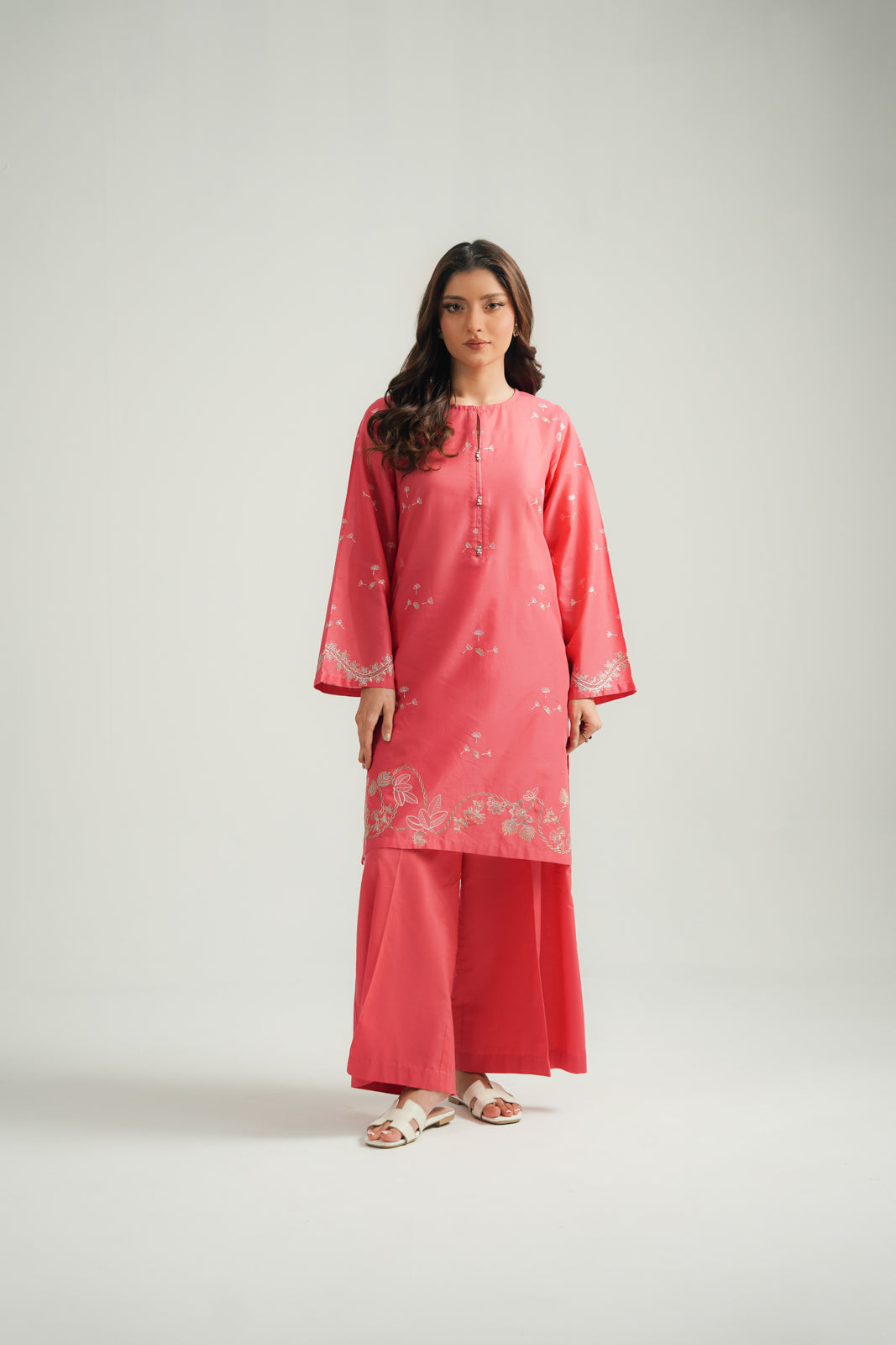 2 Piece Lawn Embroidered Suit (CP0498)
