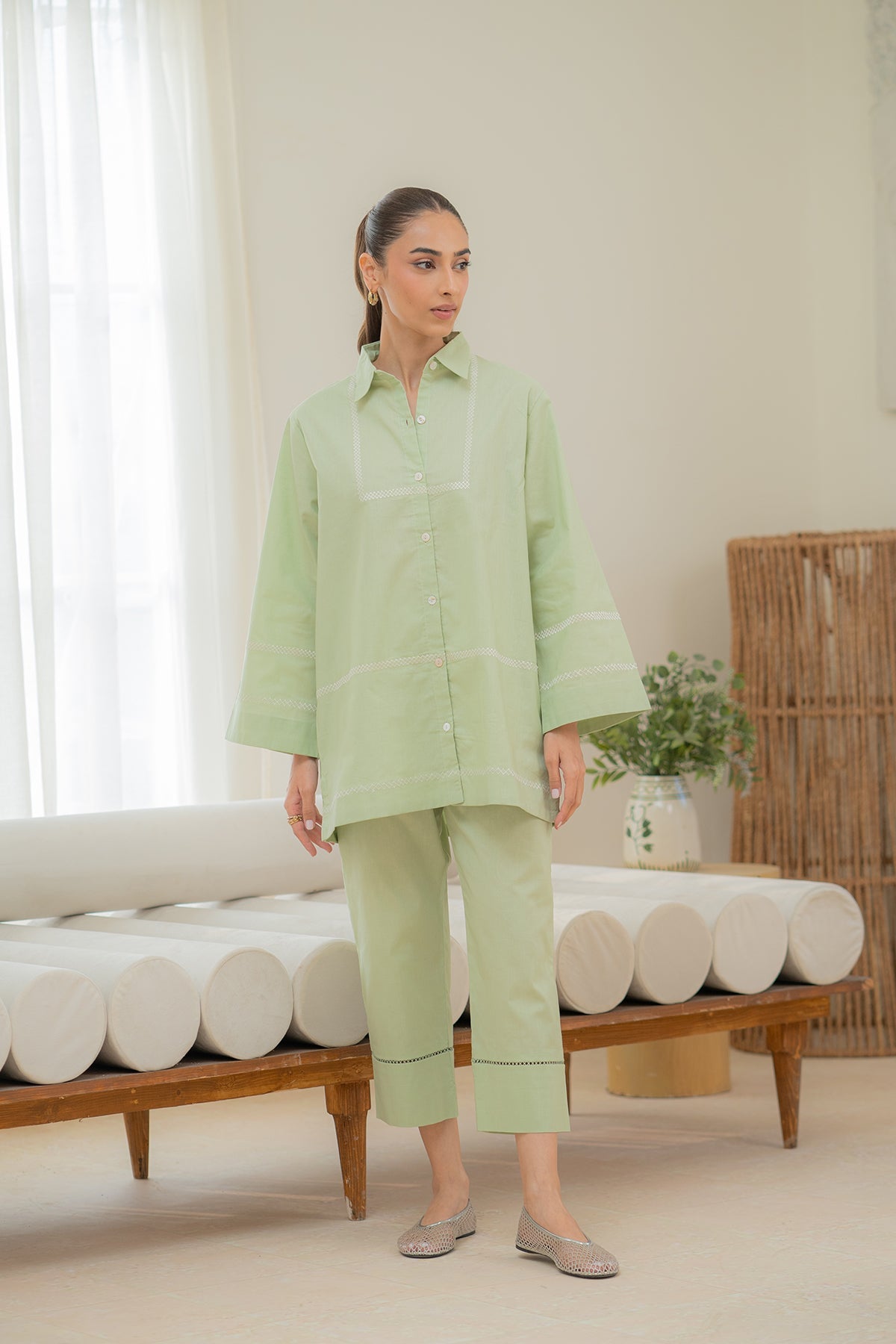 https://cdn.shopify.com/s/files/1/0704/5916/2937/files/DSC01071_copy.jpg?v=1758898632