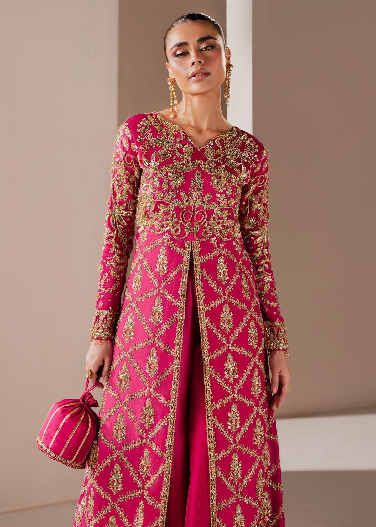 Dastoor – Ornella Style
