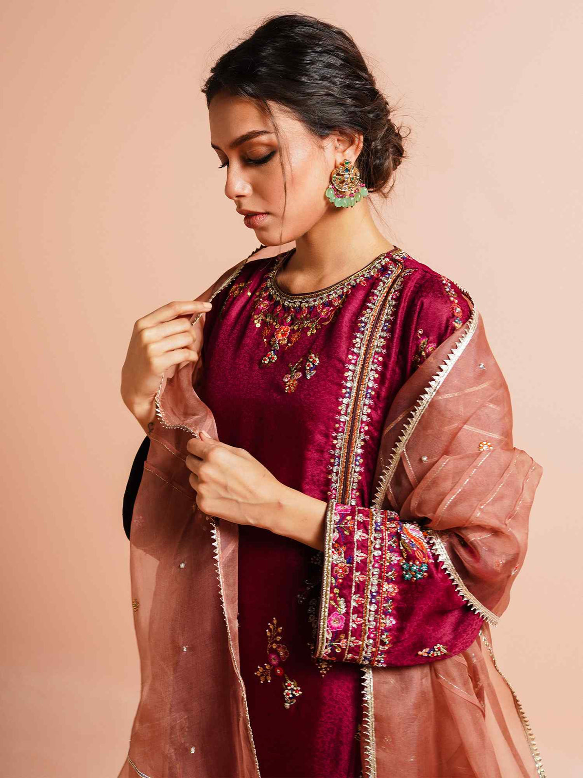 Nimr, Dupatta & Izaar
