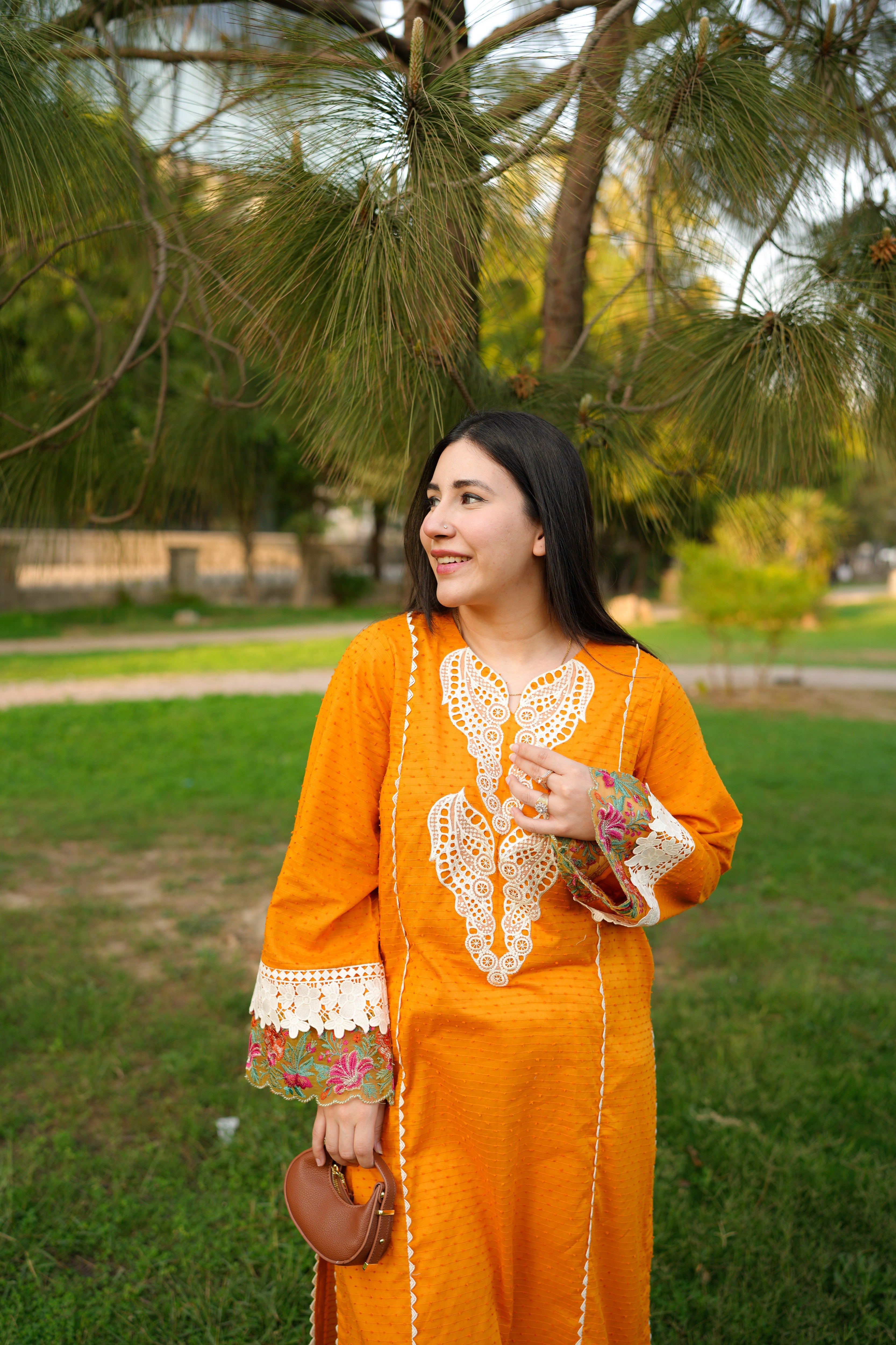 Aneelas Lawn Emb 2pc [SL-07] [Dispatch Time 2.5 Months]