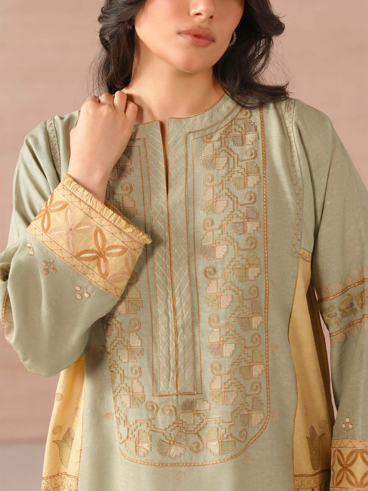 Raya - AW25AMB2CCK034