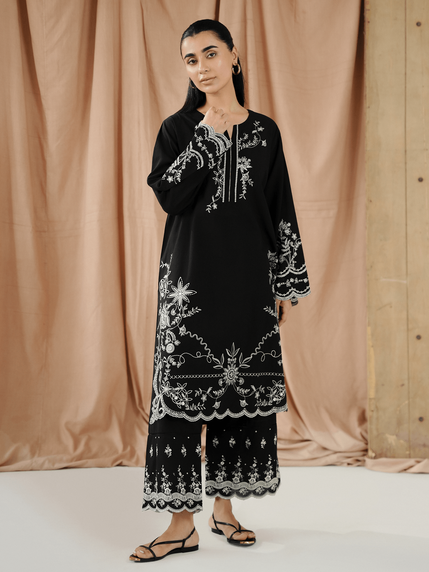 https://cdn.shopify.com/s/files/1/0630/7912/1095/files/DSC01468.png?v=1780640713