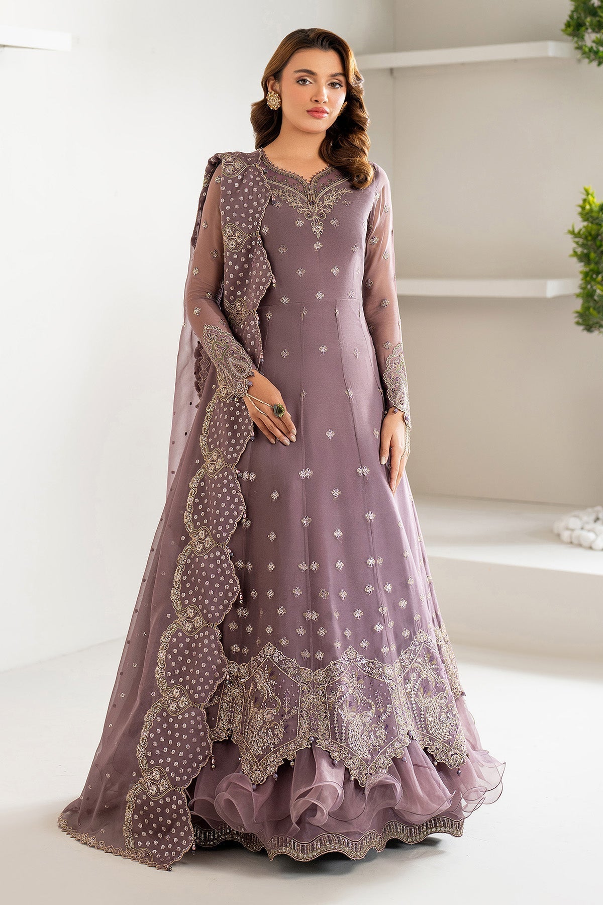 Alizeh – Julia Style