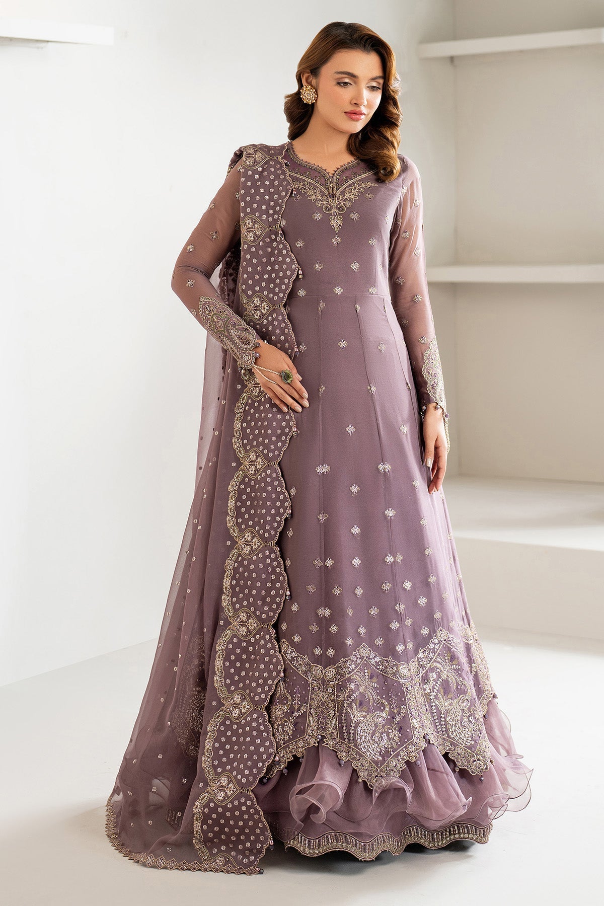 Alizeh – Julia Style
