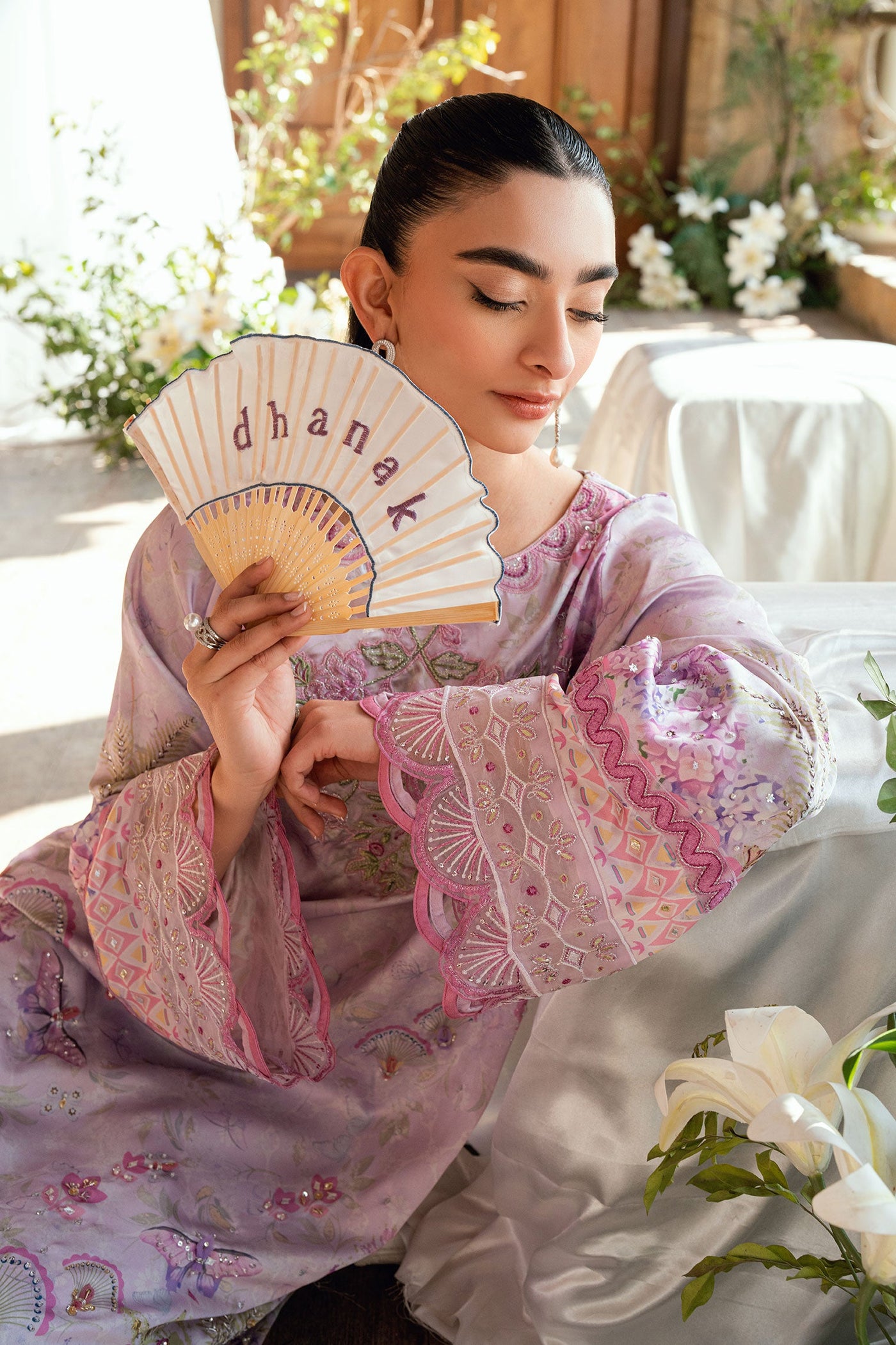 Ss26Da-2896 Lilac 2Pcs Hand Embellished Kurta With Trouser