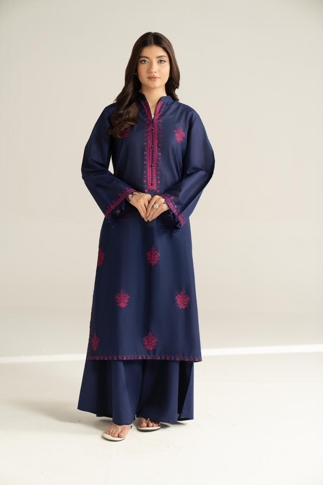 2 Piece Lawn Embroidered Suit (CS0546)