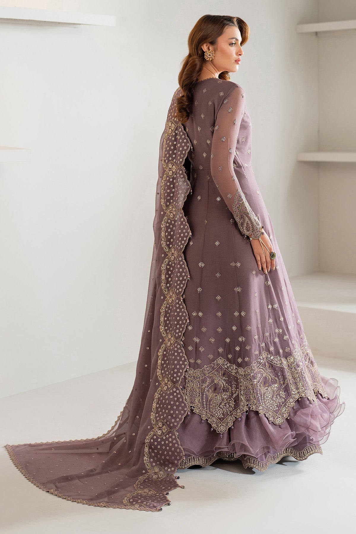 Alizeh – Julia Style