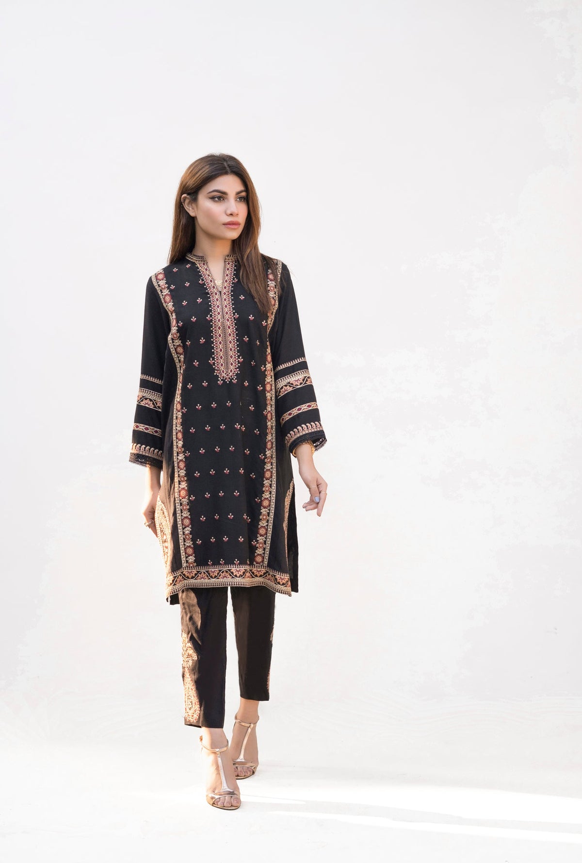RTW-SOOT-BLACK-D2