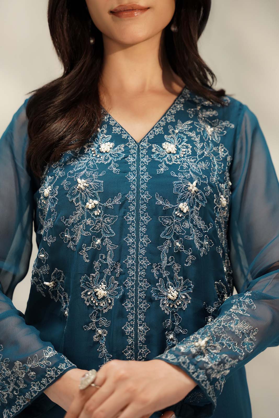 2 Piece Chiffon Embroidered Suit (FS0127)