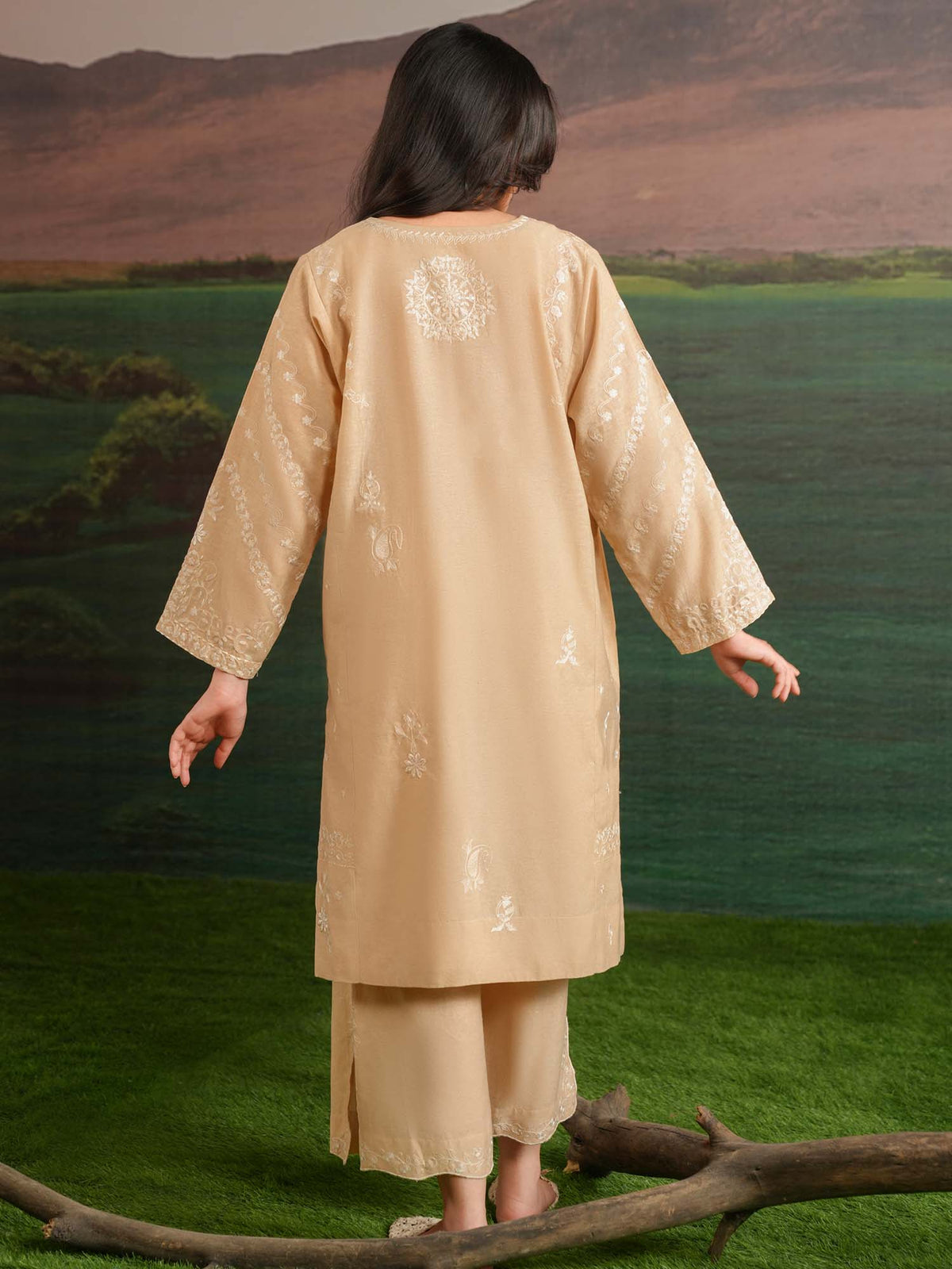 Raya & Izaar - AW25AMB2CCKP013
