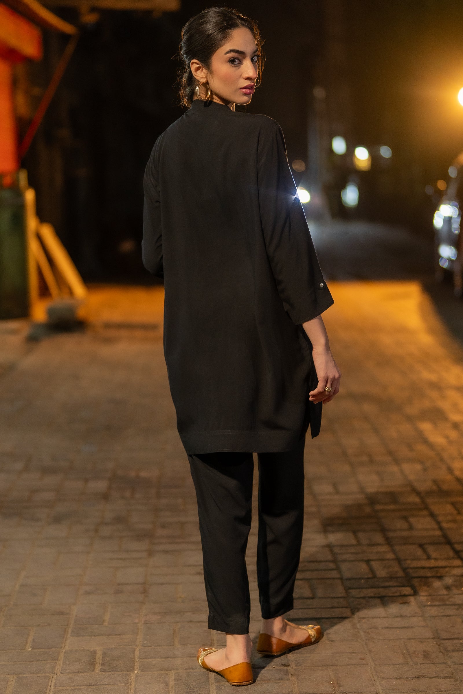 Overlapped 2 piece