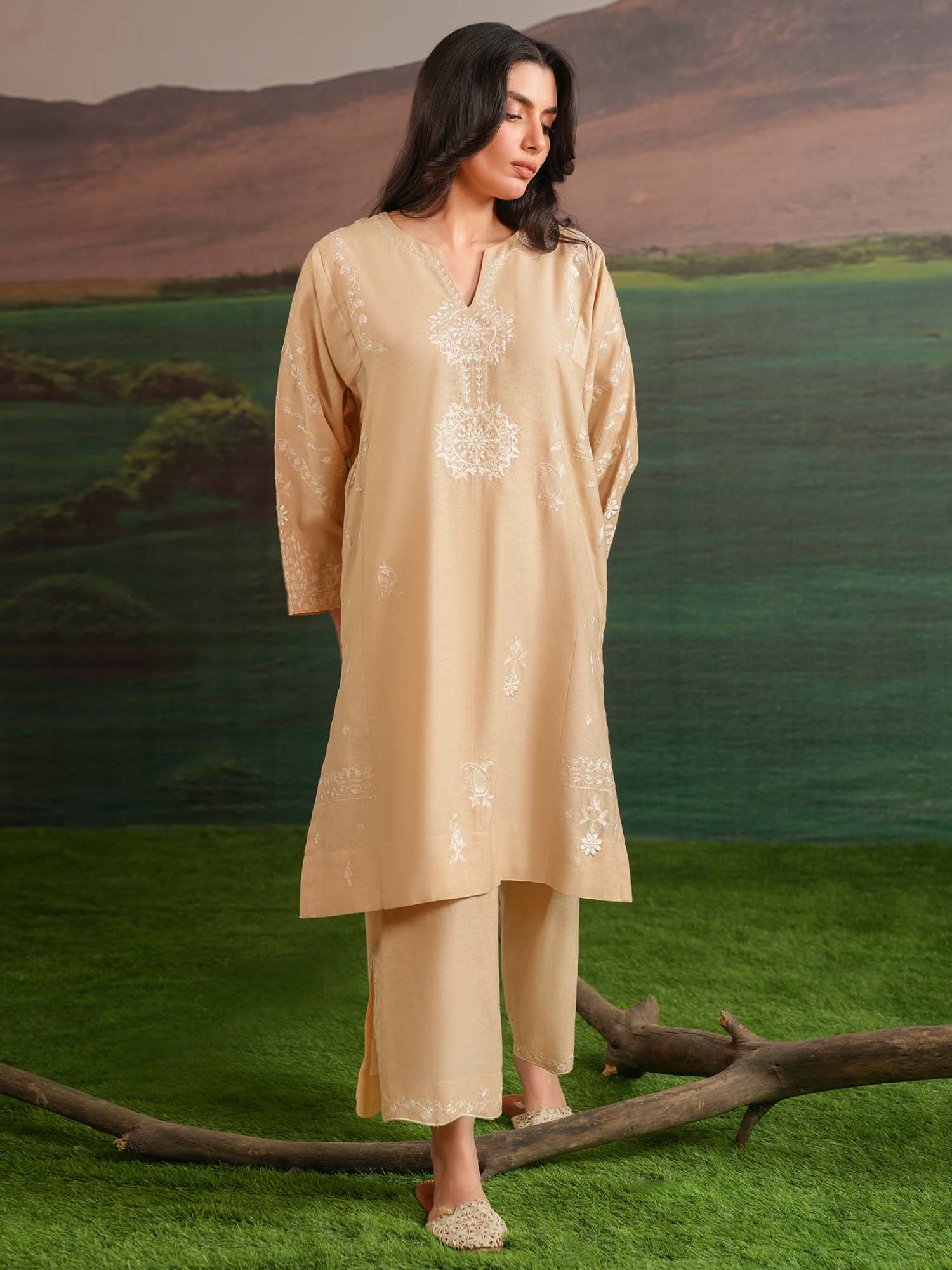 misha-lakhani-pool-37639416