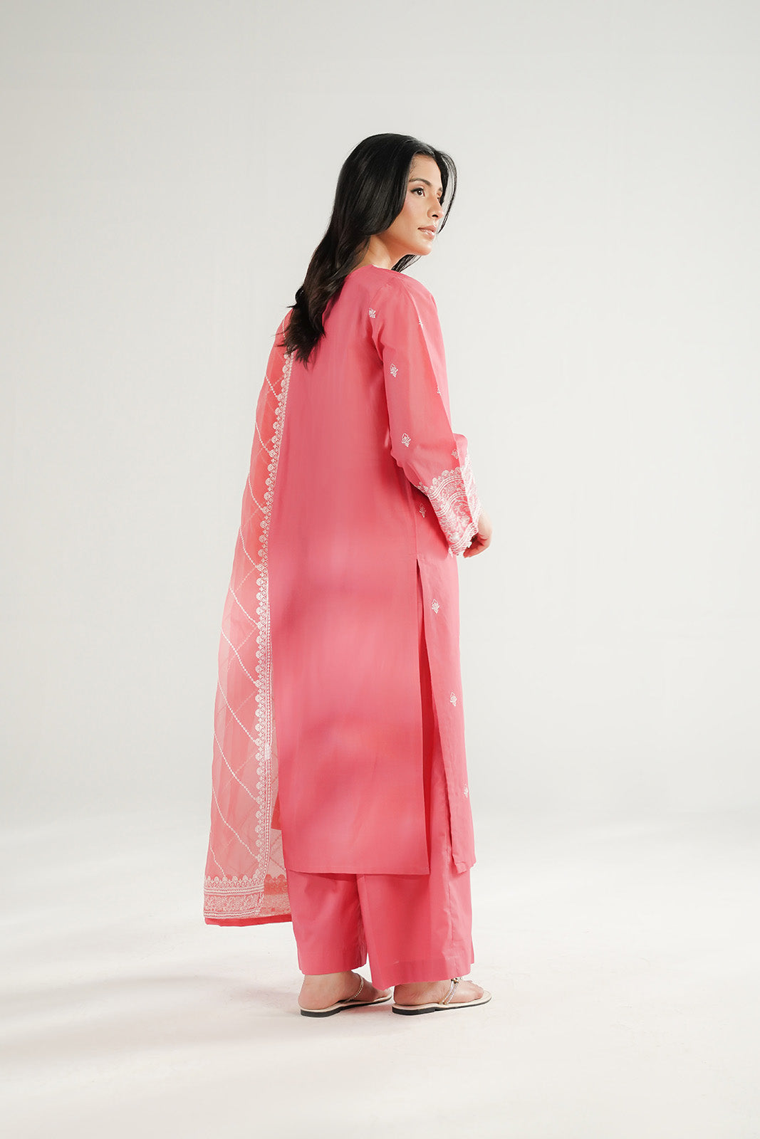 3 Piece Lawn Embroidered Suit (CS0683)
