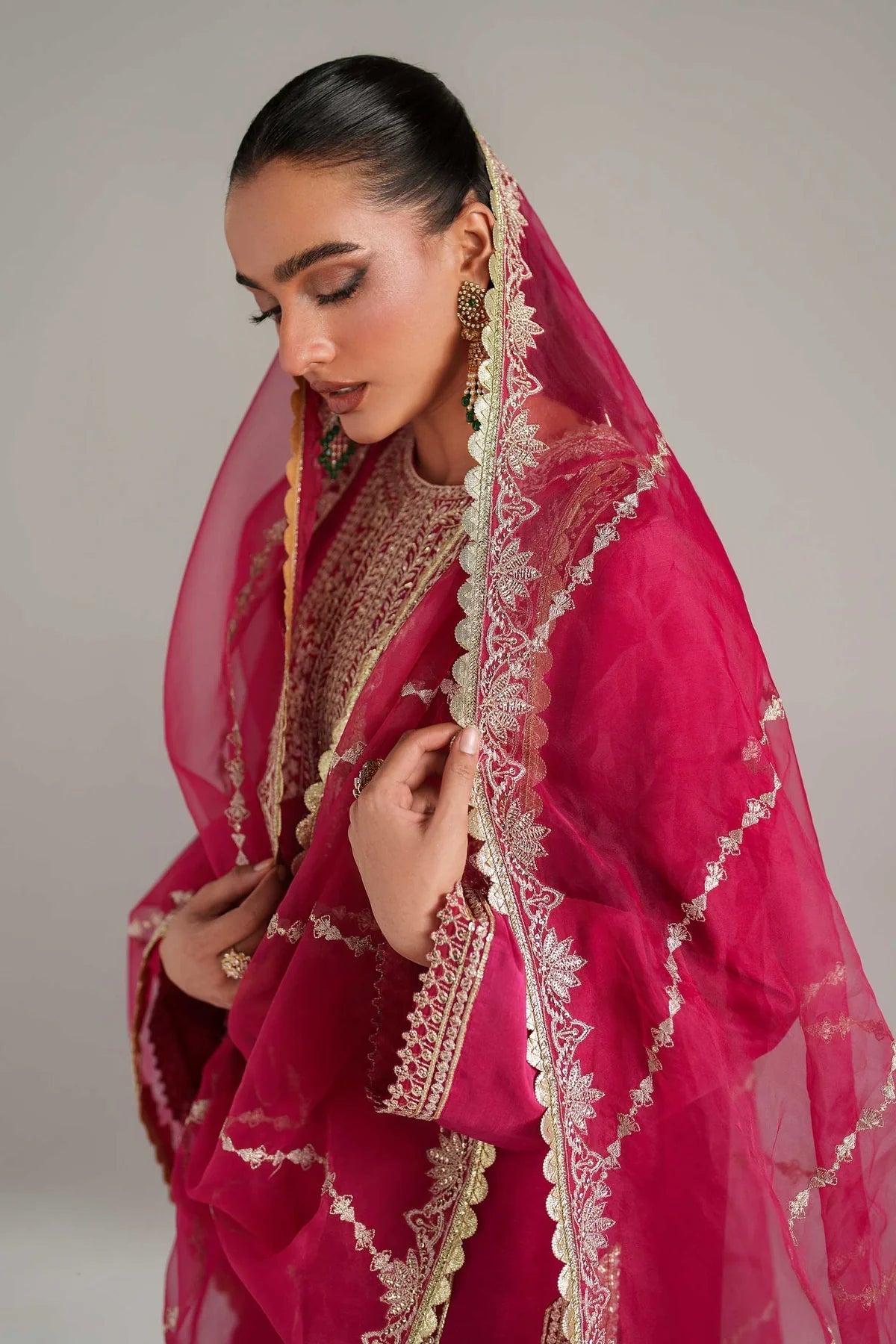 Akbar Aslam – Inaya Style
