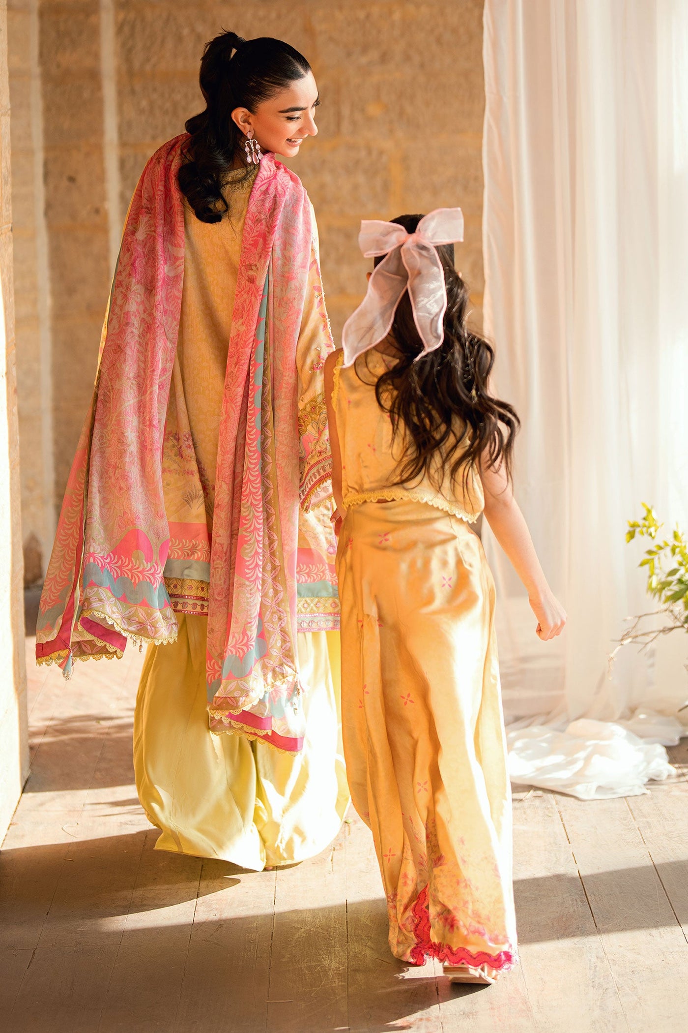 Ss26Da-2892 Yellow 2Pcs Hand Embellished Kurta With Trouser