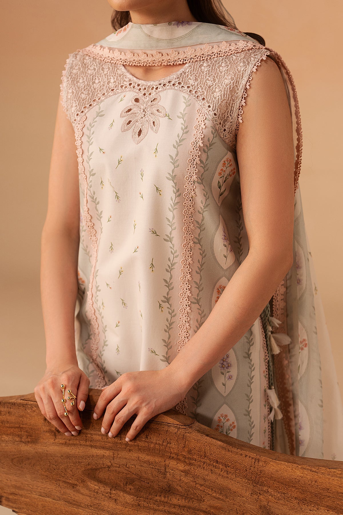 https://cdn.shopify.com/s/files/1/0052/2030/2897/files/DSC03106.jpg?v=1781245504