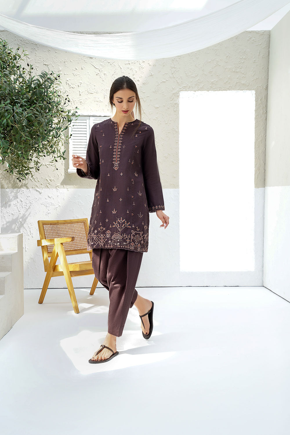 Design 7 - Winter Pret 25 Shirt & Trouser