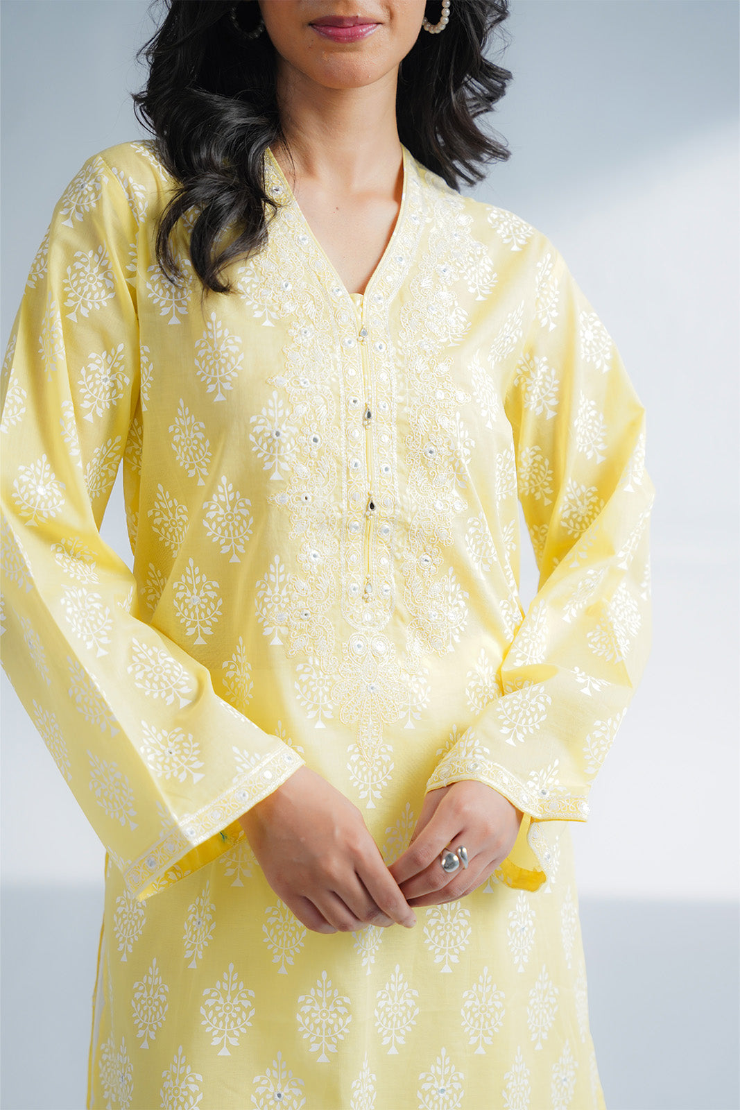 2 Piece Printed Lawn Embroidered (CS0622)