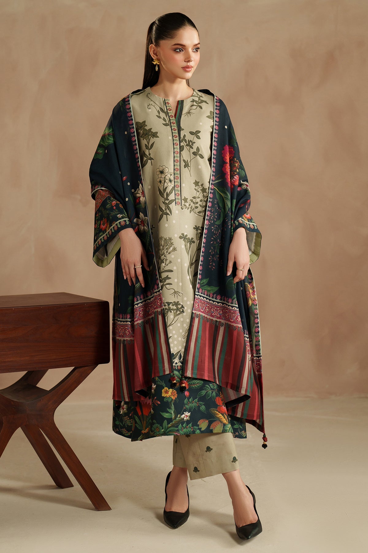 Embroidered Premium Viscose Uw-0205