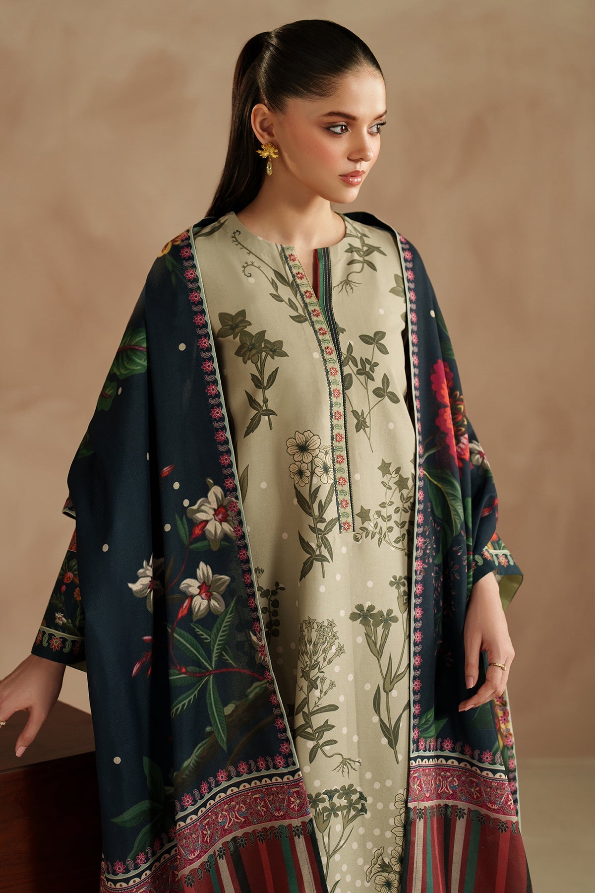 Embroidered Premium Viscose Uw-0205