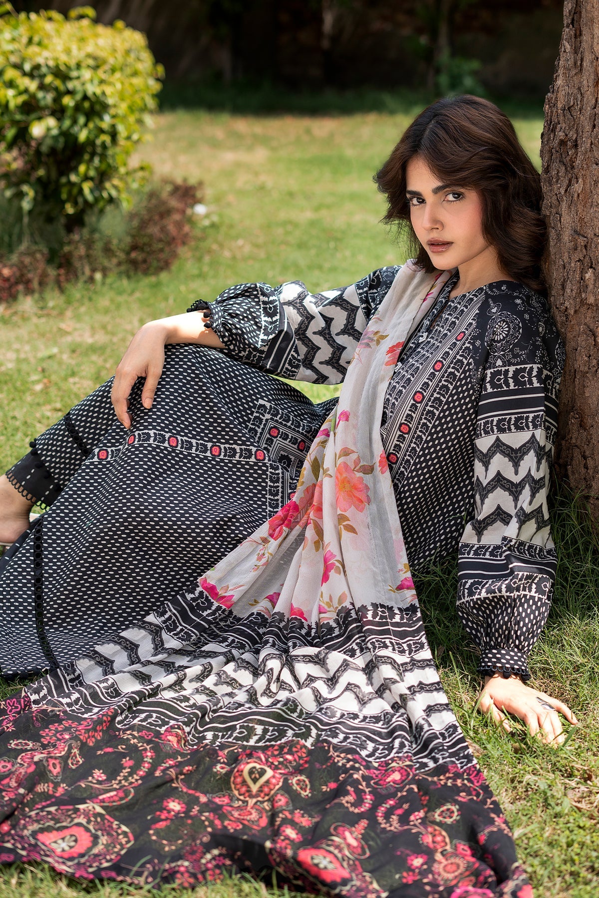 3-PC Unstitched Printed Lawn C-Print Vol 4 CP6-32