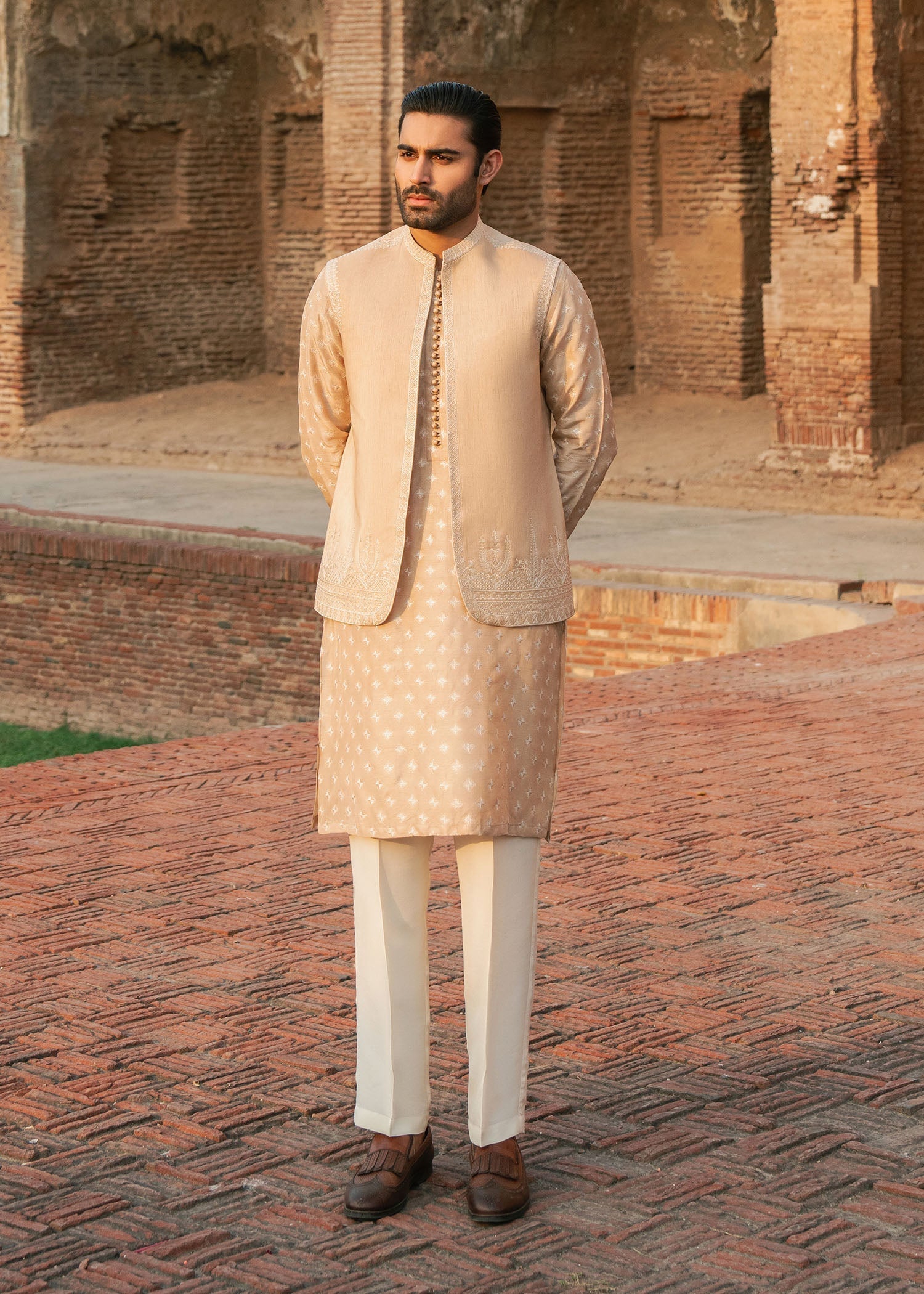 Rohan - Ready to Ship