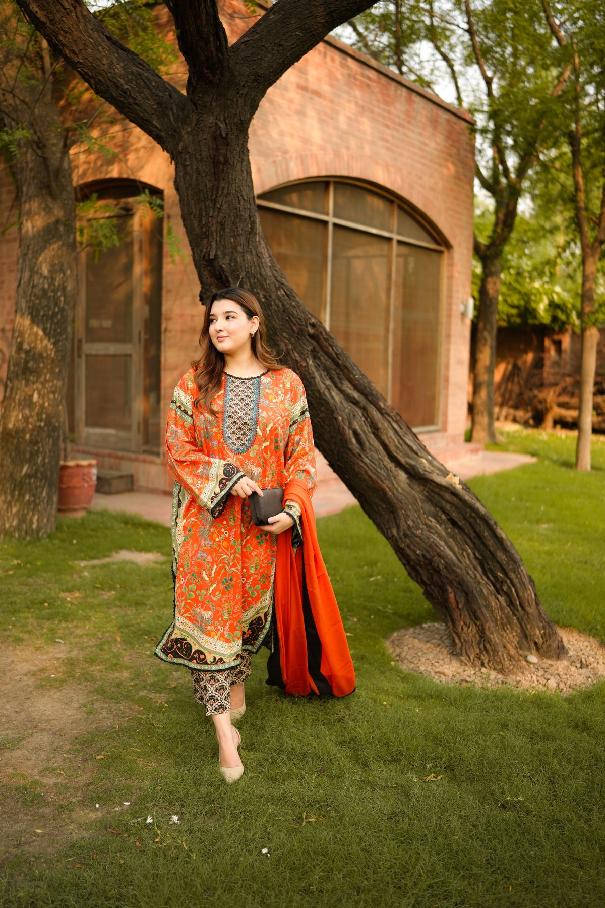 Aneelas Print Lawn Boxy Kurta Trouser 2pc [SPR-26-29-A] [Dispatch Ready]