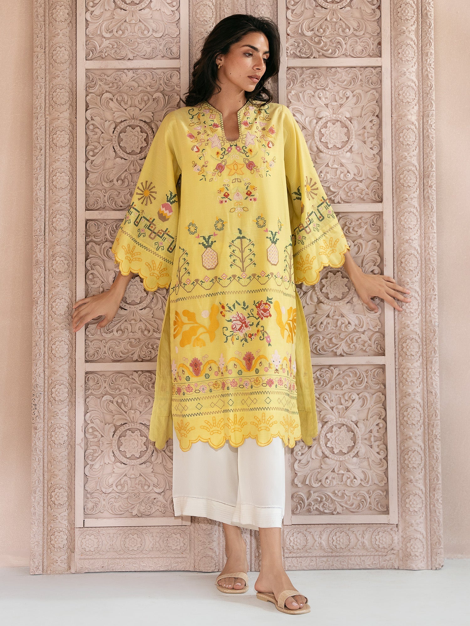 misha-lakhani-pool-59932202