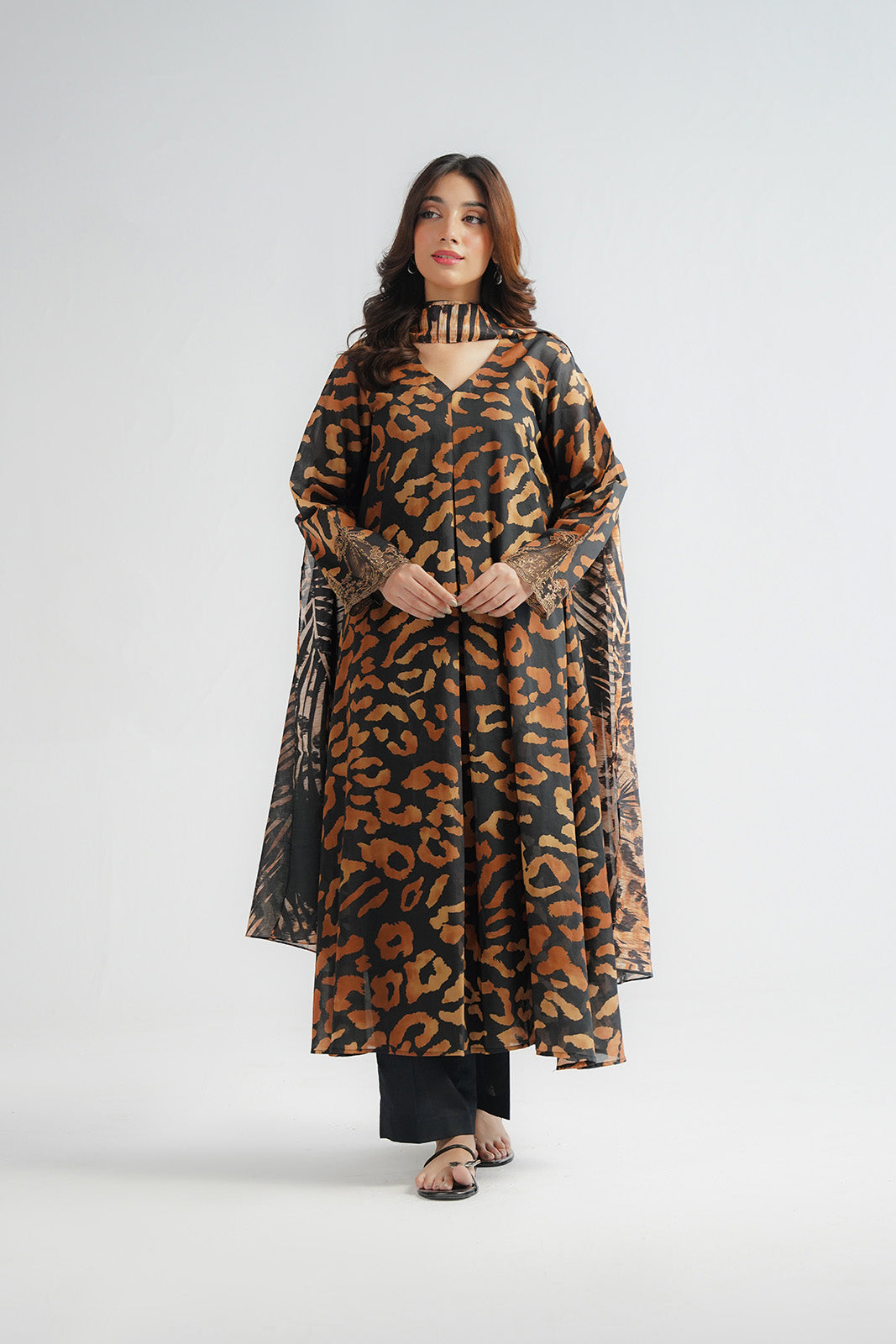 3 Piece Printed Lawn Printed Suit (CP0516)