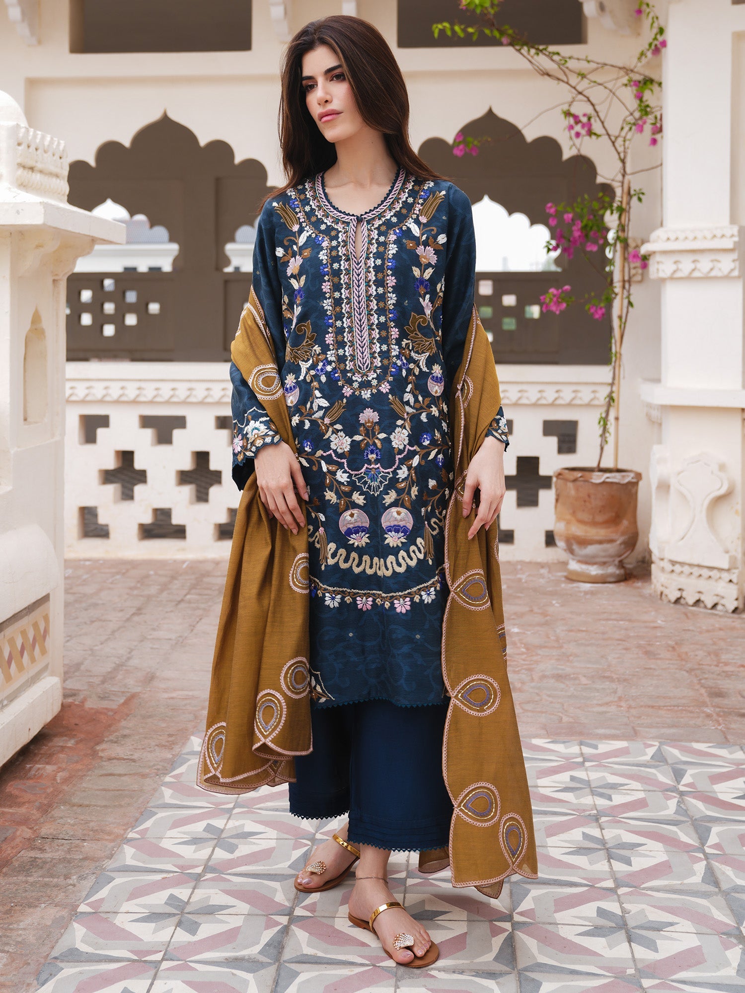 misha-lakhani-pool-64624986