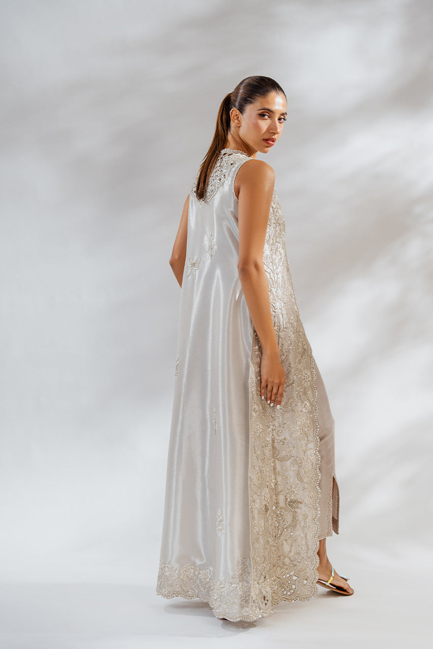 https://cdn.shopify.com/s/files/1/0588/3661/5221/files/DSC04572.jpg?v=1728980242