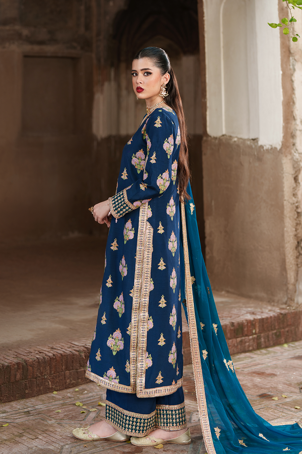 Saad Shaikh – Sapphire Style