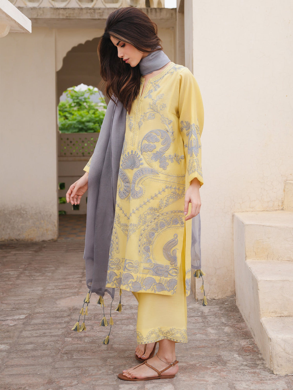 Raya, Izaar & Dupatta