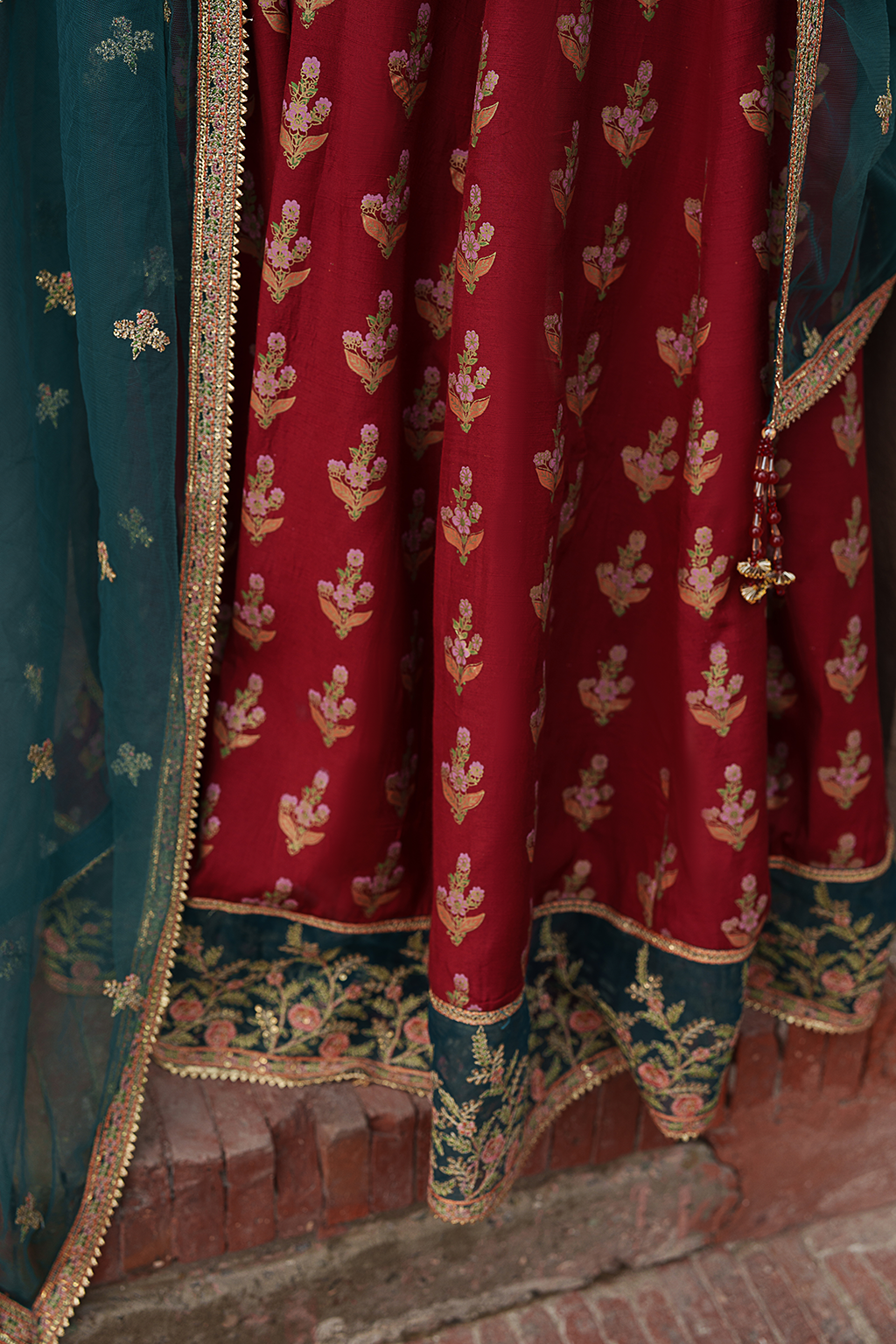 Saad Shaikh – Scarlet Style