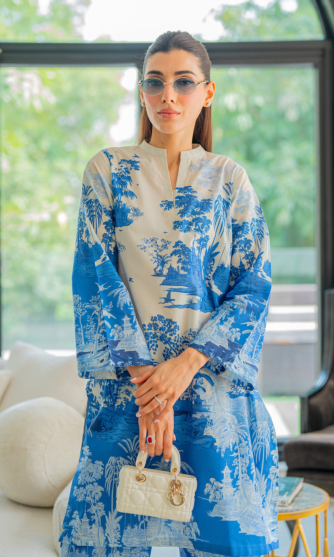Vignettes In Blue