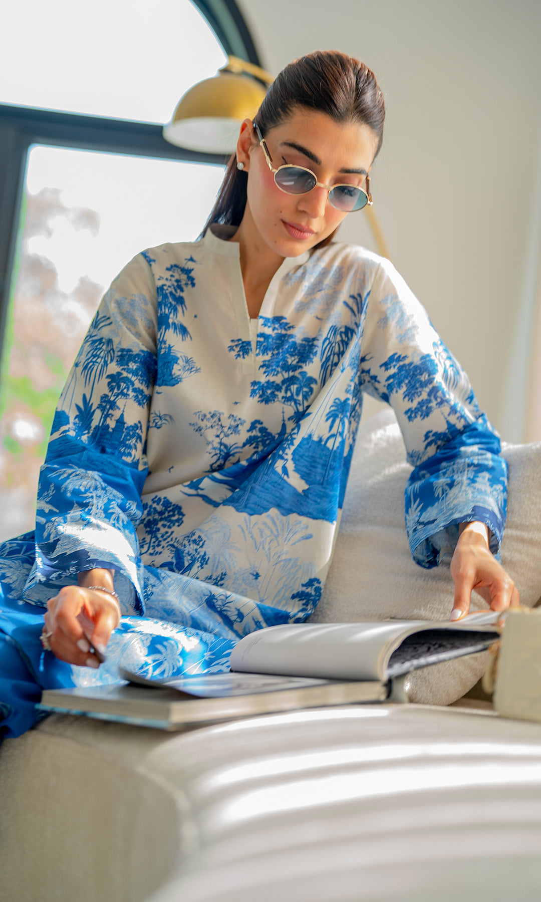Vignettes In Blue