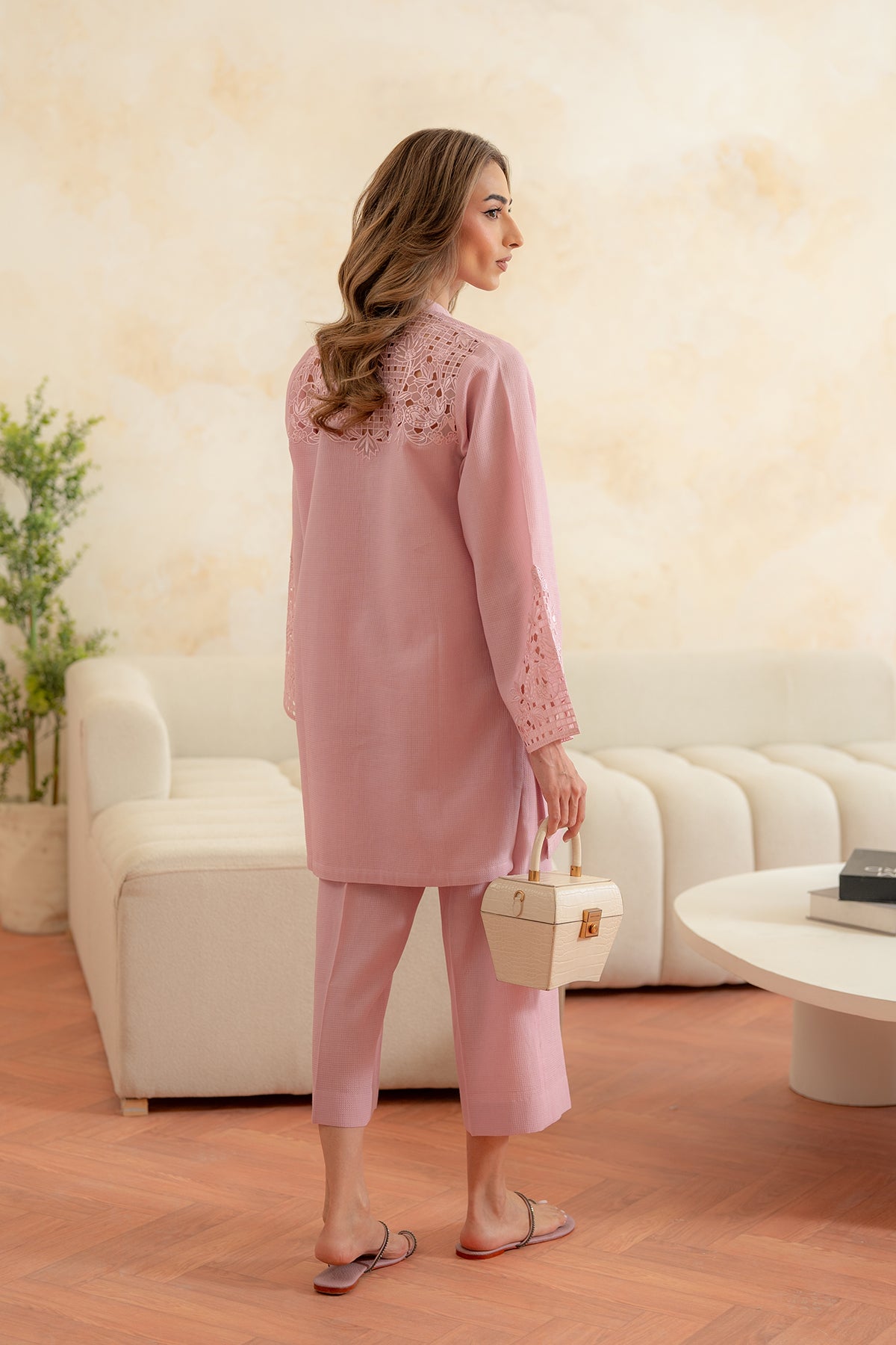 https://cdn.shopify.com/s/files/1/0704/5916/2937/files/DSC05164.jpg?v=1761824957