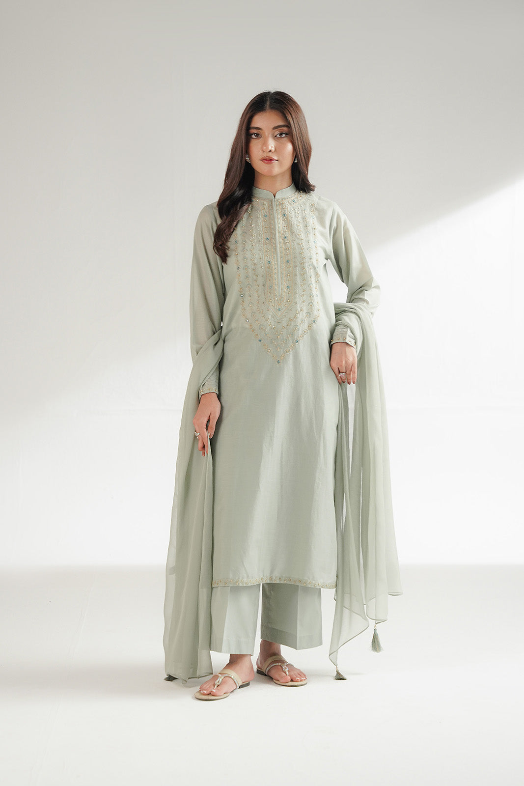 3 Piece Lawn Embroidered Suit (CS0551)