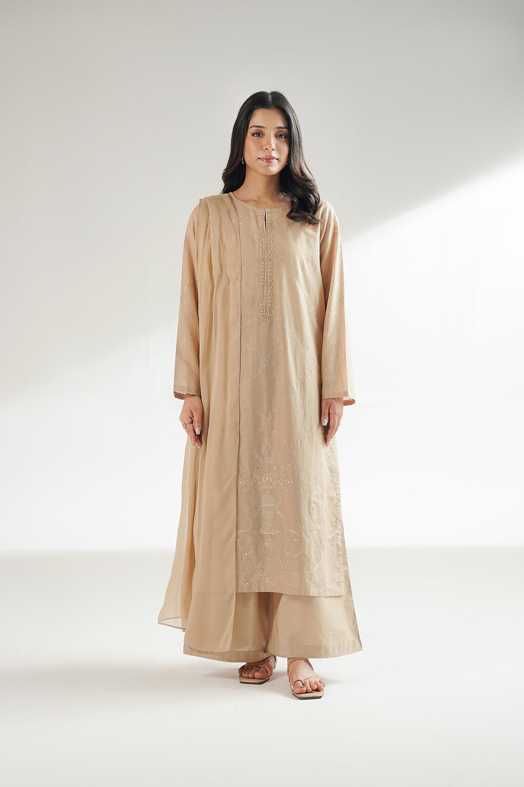 3 Piece Lawn Embroidered Suit (CS0553)