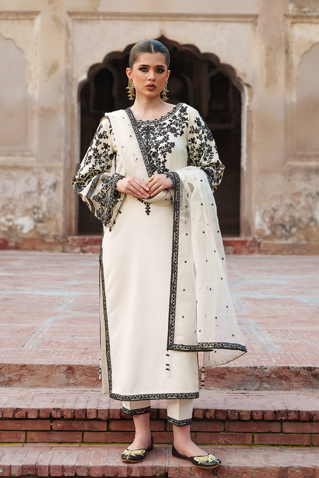 Saad Shaikh – Isle Style
