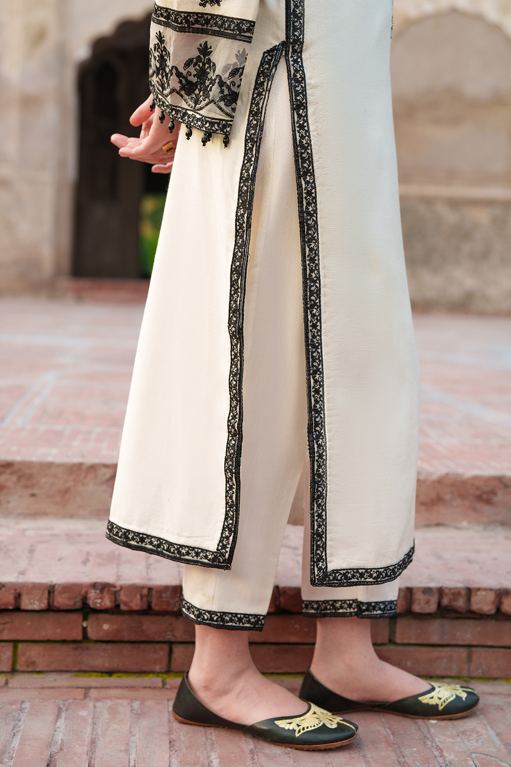 Saad Shaikh – Isle Style